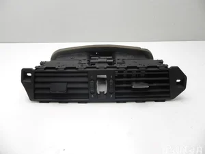 BMW 6 910 734 / 6910734 5 Touring (E61) 2007 Évent