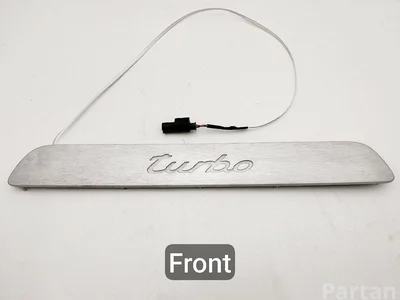 Porsche 970.555.989.02 / 97055598902 PANAMERA (970) 2012 Накладка порога спереди - Изображение 1