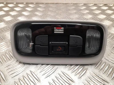 Toyota 81260-0D260 / 812600D260 Yaris P210 2024 Lumière intérieure - Image 1