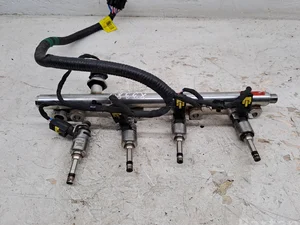 Hyundai 9041080014  353102B370 / 9041080014353102B370 Tucson (NX4) 2022 Unité pompe-injecteur