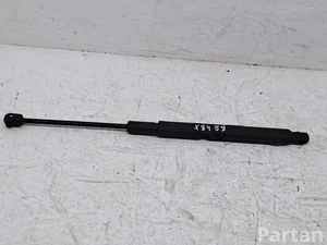 Mercedes-Benz A2059800064 KLASA C (W205) 2015 Sprężyna gazowa, pokrywa komory silnika