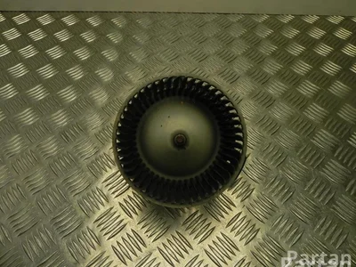 Mazda GJ6BA02232 6 Hatchback (GG) 2007 Ventilateur d'intérieur - Image 1