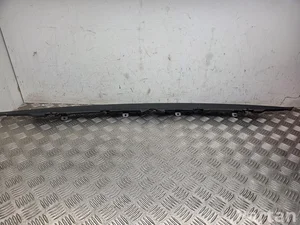 BMW 64115A0A8C3 5 G60 2025 Sonstige Veredelungsdetail
