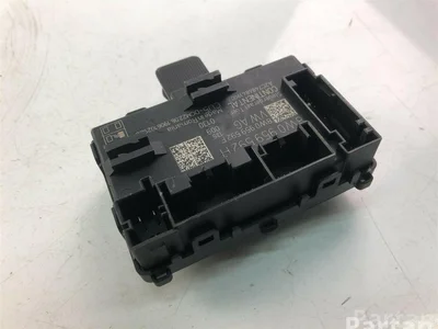 Audi 8W0959592H A4 (8W2, B9) 2015 Unité de commande pour porte - Image 1