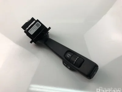 Volvo 31456045 V40 Hatchback 2017 Steering column multi-switch - Image 1