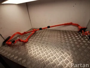 Lexus 82817-K0500, 821H1-0D010 / 82817K0500, 821H10D010 LBX 2025 Kit de cables