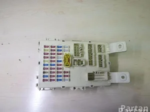 Hyundai 91950-1J030 / 919501J030 i20 (PB, PBT) 2010 Boîte à fusibles