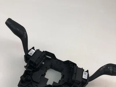 Ford DG9T-14B522-AFJW / DG9T14B522AFJW MONDEO V Saloon 2014 Bouton multifonction pour volant - Image 1