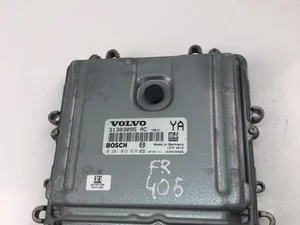 Volvo 31303095AC; 0281016616 / 31303095AC, 0281016616 S80 II (AS) 2014 Unidad de control del motor