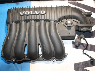 Volvo 30646518 C70 II kabrioletas 2008 Įsiurbimo kolektorius - Nuotrauka 1