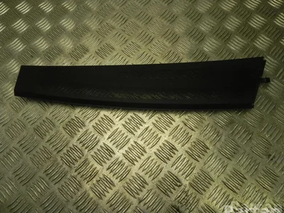 Mercedes-Benz A 204 680 20 08 / A2046802008 C-CLASS (W204) 2011 Rėmelis - Nuotrauka 1