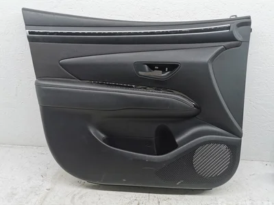 Hyundai 82370N7010 Tucson (NX4) 2022 Panneau de garniture de porte - Image 1