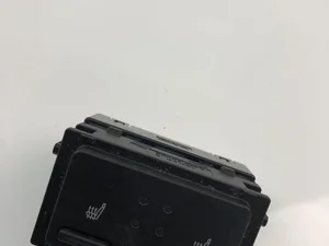 Toyota 84752-33140 / 8475233140 Camry XV70 2020 Switch for seat heating