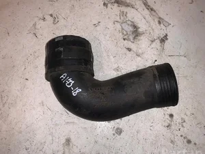 Volvo 30696253 XC70 CROSS COUNTRY 2006 Tuyau de radiateur