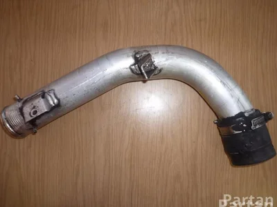 Audi 059 145 731 AK / 059145731AK A6 (4F2, C6) 2007 Prise d'air / Conduit d'air d'admission - Image 1