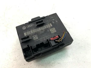 Audi 8T0959795Q A5 (8T3) 2010 Unité de commande pour porte