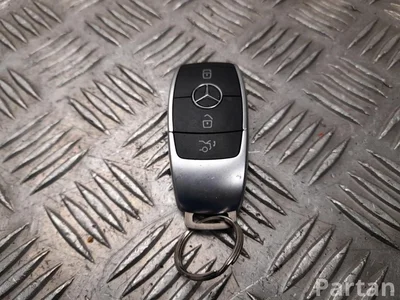 Mercedes-Benz A 177 905 55 04 / A1779055504 A-CLASS V177 2020 Raktas - Paveiksliukas 1