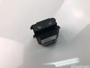 Volvo 31346786 XC90 II 2017 Switch for seat heating