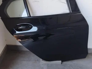 BMW 1 (F70) 2025 Drzwi z tyłu po prawej