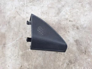 Mercedes-Benz A2057200248 C-CLASS (W205) 2015 Grille de haut-parleur