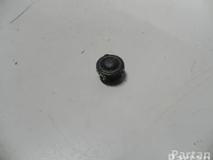 Nissan 28148 JD100, 7 606 500 231 / 28148JD100, 7606500231 QASHQAI / QASHQAI +2 I (J10, JJ10) 2008 Haut-parleur