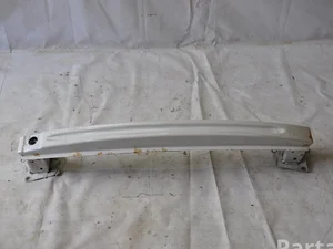 Škoda SUPERB III Estate (3V5) 2015 renforcement parachoques