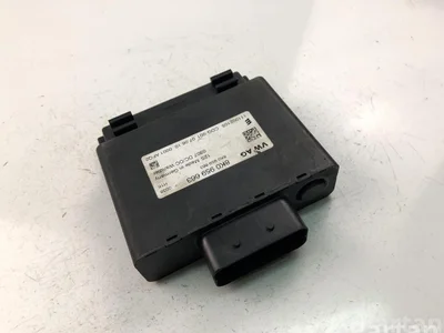 Audi 8K0959663 A4 (8K2, B8) 2014 Spannungsstabilisator - Bild 1