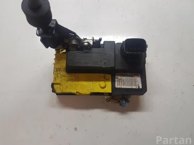 Volvo 30699747 XC90 I 2004 Serrure de porte - Image 1