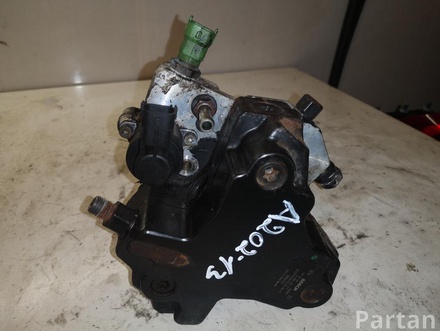 VOLVO 8692521 XC90 I 2003 Fuel Pump