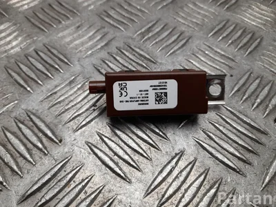 Polestar P8889071008 4 2025 Antennenverstärker - Bild 1