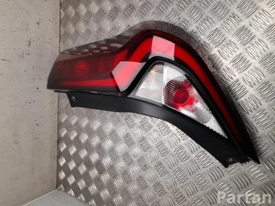 Toyota KOITO0H35 AYGO X (_B7_) 2025 Taillight Right - Image 1