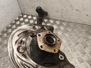 Audi 8MA 407 559 / 8MA407559 Q5 GUB 2025 Obudowa łożyska koła z przodu z lewej