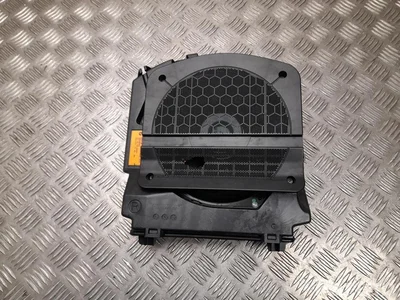 BMW 9 169 688, 6513 9169688-03 / 9169688, 6513916968803 5 Touring (F11) 2017 Subwoofer Right - Image 1