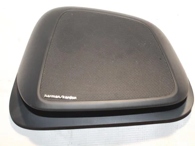 Volvo 30755852 XC60 2010 Grille de haut-parleur - Image 1