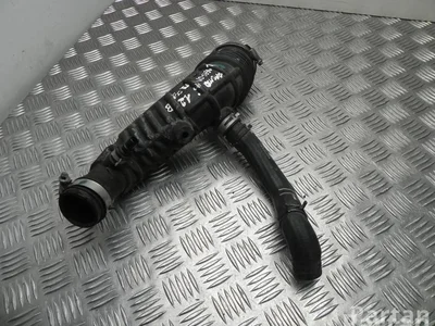 Nissan 1.2 / 12 QASHQAI II (J11, J11_) 2014 Prise d'air / Conduit d'air d'admission - Image 1