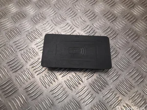 BMW 8 722 754 / 8722754 X5 (G05) 2018 Bouton de chargement sans fil