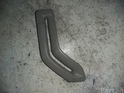 Volvo 8665744 V50 (MW) 2008 Garniture /moulage Left Front - Image 1