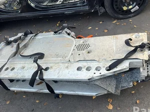 BMW 61278851637,  61278851636, 61258875856 / 61278851637, 61278851636, 61258875856 5 G60 2024 Batterie