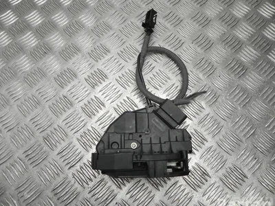 Ford BM5A-A21812-BH / BM5AA21812BH FOCUS III Turnier 2016 Serrure de porte Right Front - Image 1