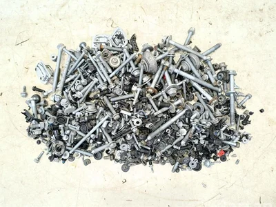 Audi E-Tron 2019 Boulon complect - Image 1