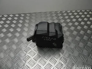 Ford AE8T-14A003-AA / AE8T14A003AA FIESTA VI 2014 Boîte à fusibles