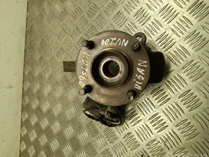 Nissan 3L0GH NV200 Box Body / Estate 2012 Logement de roulement de roue Right Front