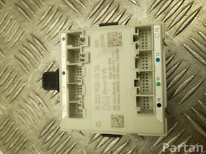 Mercedes-Benz A 223 900 15 26 / A2239001526 C-Class estate (S206) 2022 Valdymo blokas durų dešinė priekis