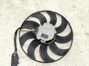 BMW 8686162, 8686162-02, KY4240022, KY4240022-01, 5001569, 5001569-03, 919.1025-06, 829.1682-05 / 8686162, 868616202, KY4240022, KY424002201, 5001569, 500156903, 919102506, 829168205 7 (G11, G12) 2021 Radiatoriaus ventiliatorius