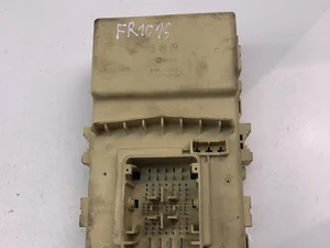 Hyundai 91950-K7110 / 91950K7110 i10 (BA, IA) 2013 Caja de fusibles