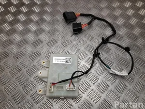 Tesla P1495133-00-A / P149513300A MODEL S 2014 control unit