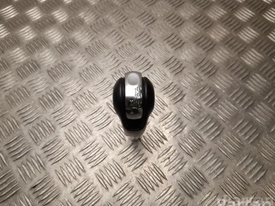 Porsche 97042606901 PANAMERA (970) 2015 Bouton de levier de vitesse - Image 1