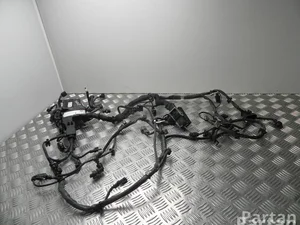 Mercedes-Benz A 274 150 98 88 / A2741509888 C-CLASS (W205) 2014 Fils du compartiment moteur