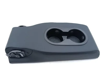 Tesla MODEL 3 2018 Armlehne  - Bild 1