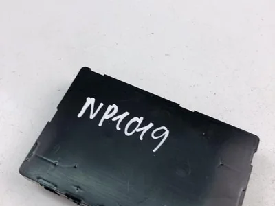 Peugeot 9833986580 308 II 2016 Bouton de chargement sans fil - Image 1